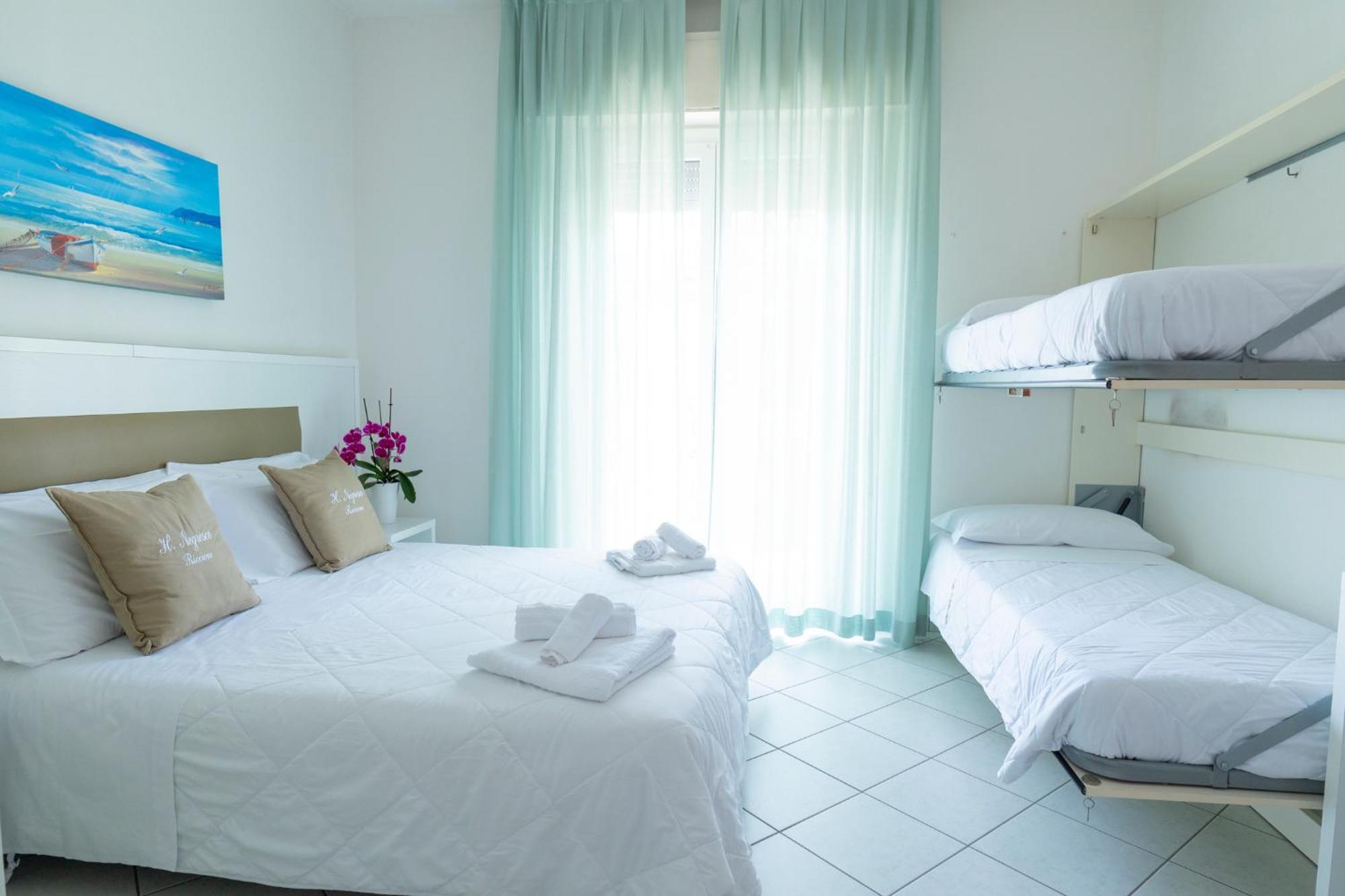 Hotel Negresco Riccione Esterno foto