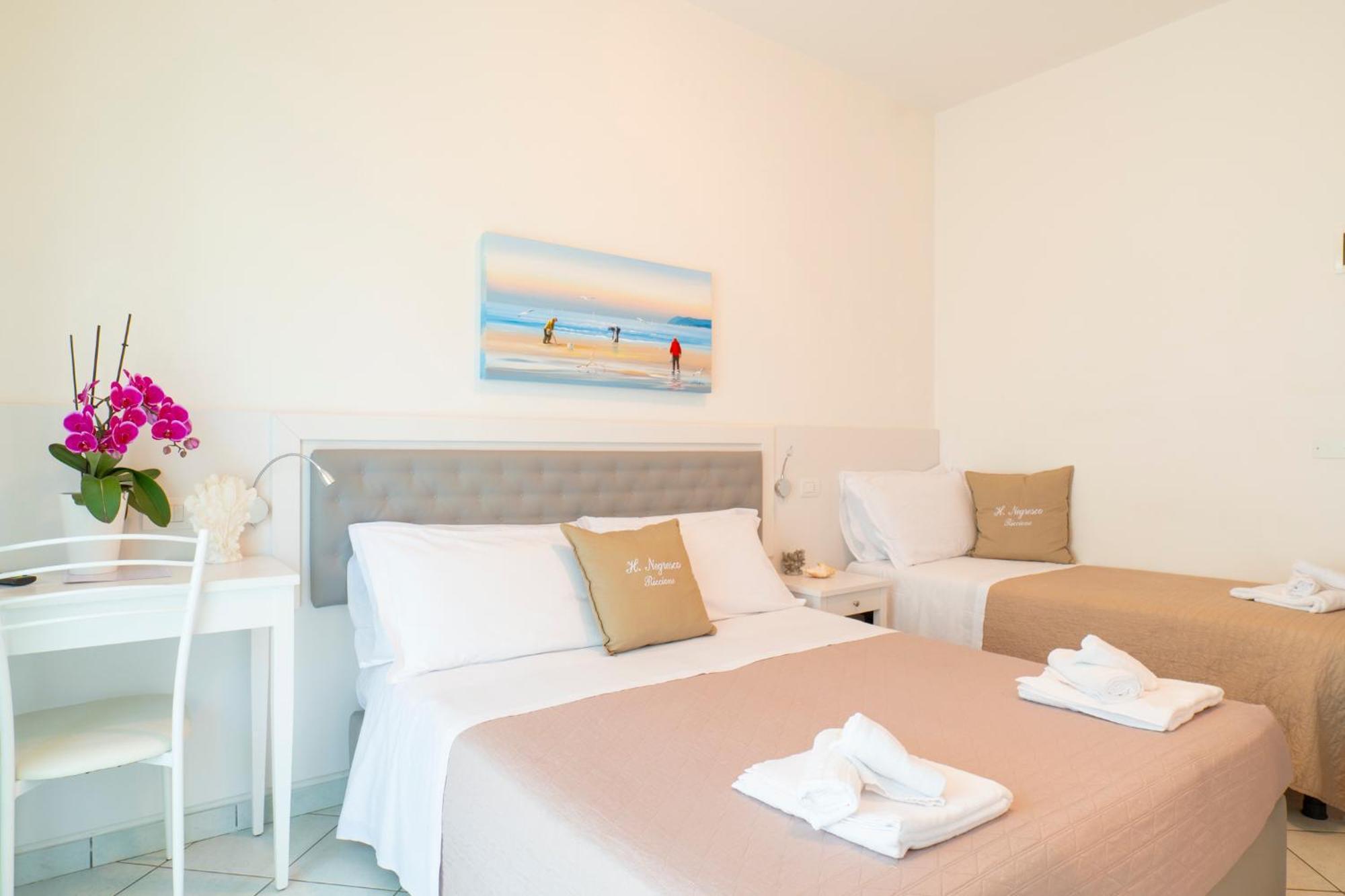 Hotel Negresco Riccione Esterno foto