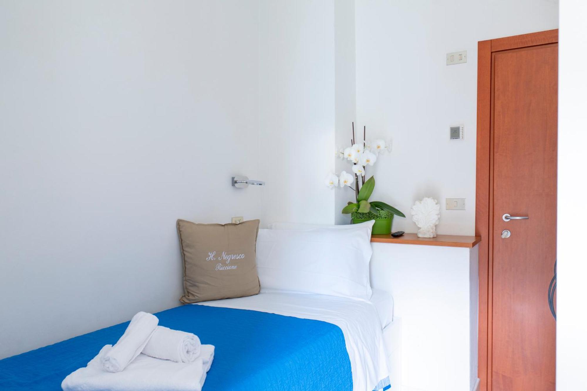 Hotel Negresco Riccione Esterno foto