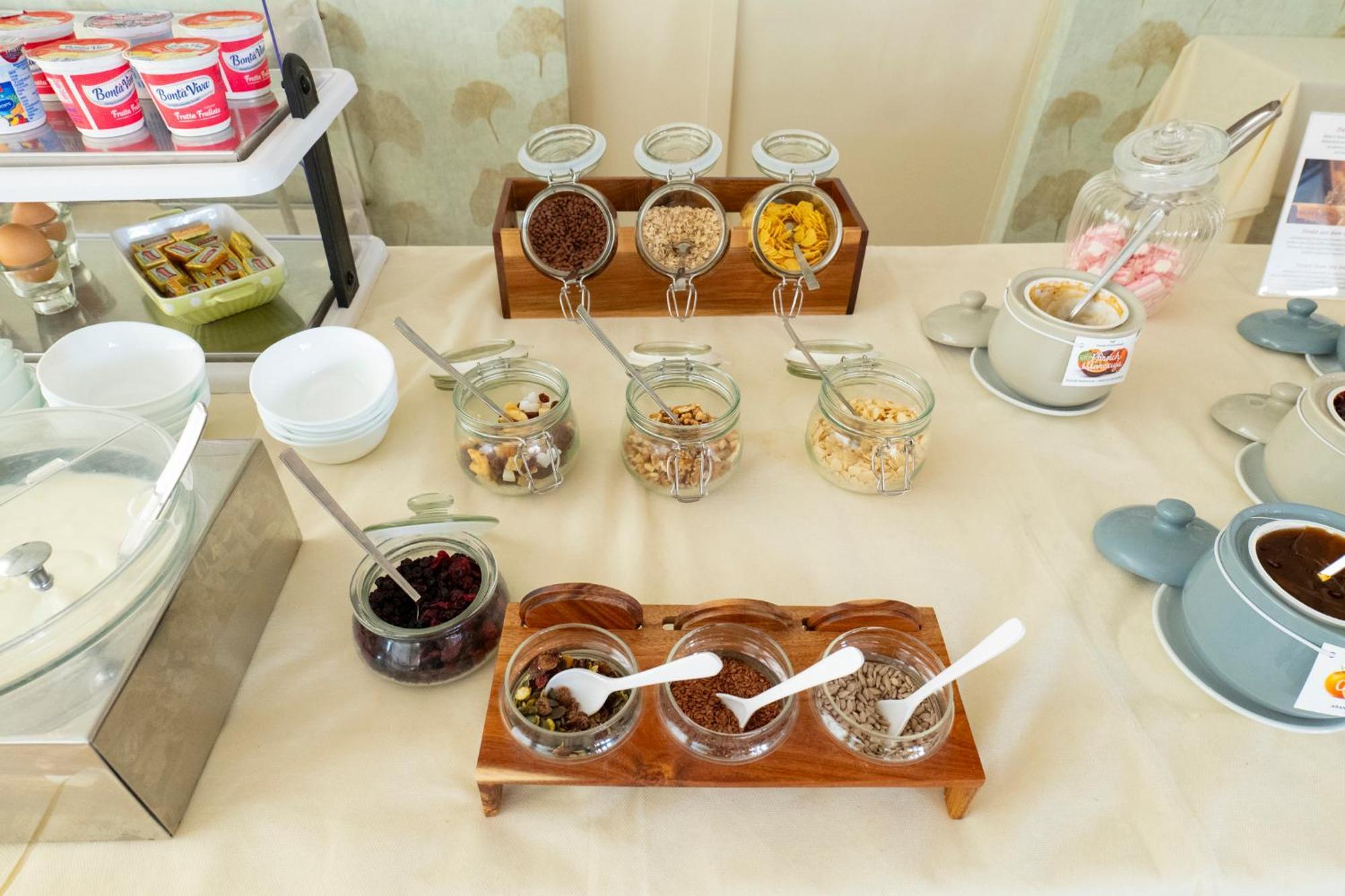 Hotel Negresco Riccione Esterno foto