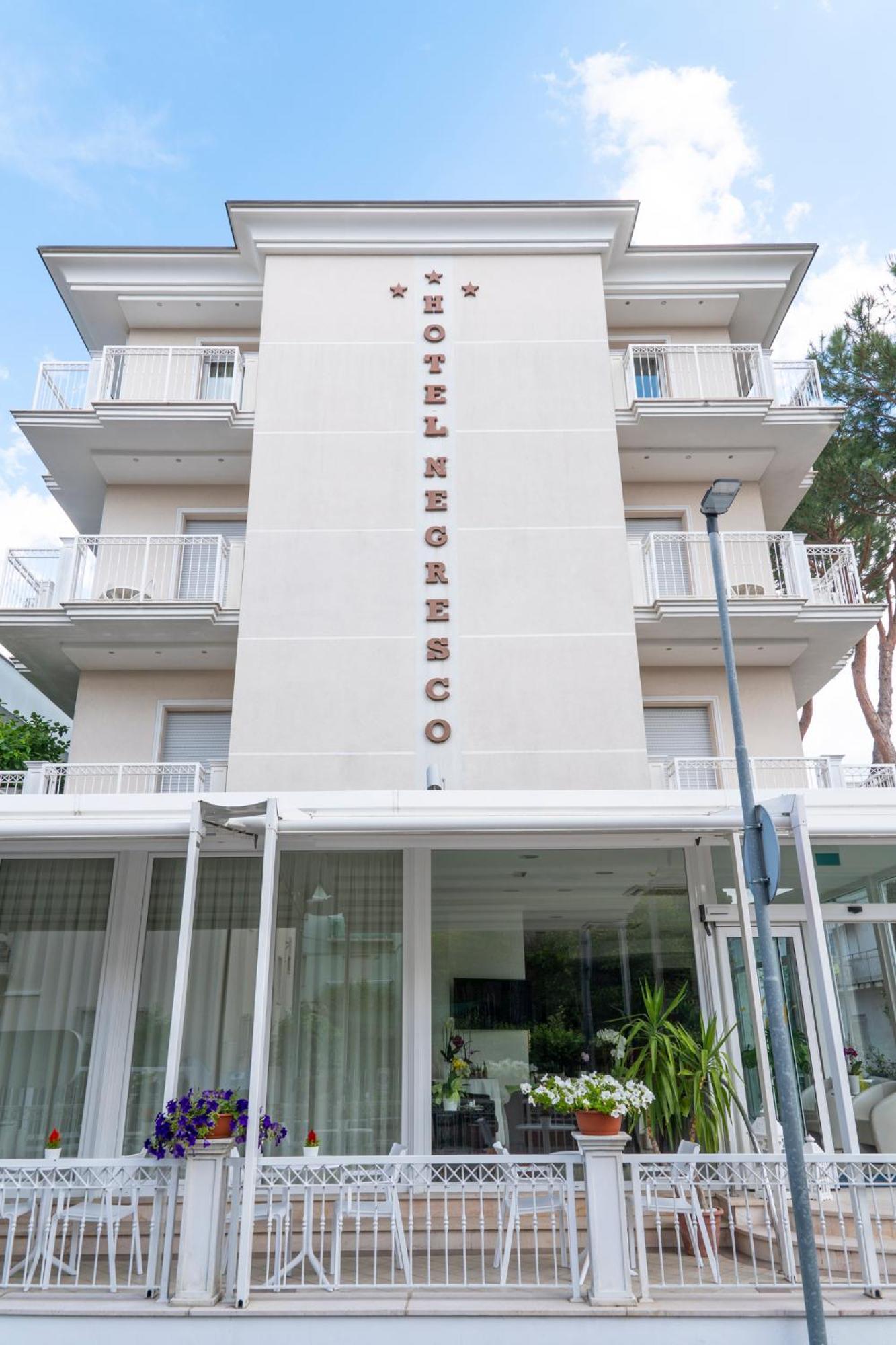 Hotel Negresco Riccione Esterno foto